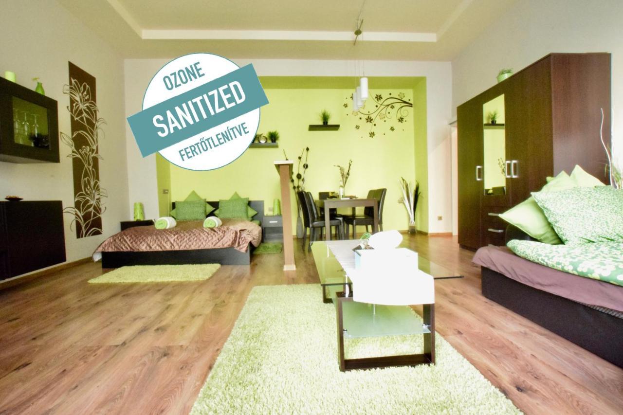 Standard Apartment By Hi5 - Feherhajo Budapest Ngoại thất bức ảnh